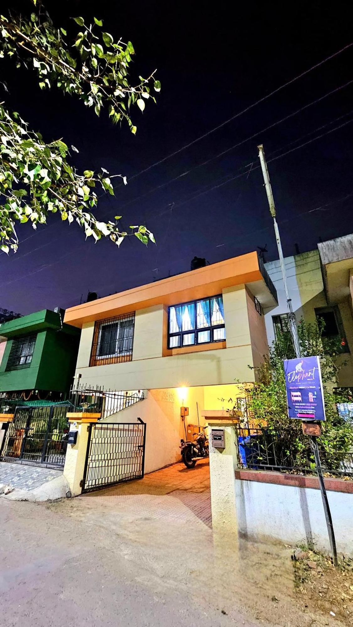 Elephant House - Boutique Hostel & Cowork Méribel Village المظهر الخارجي الصورة